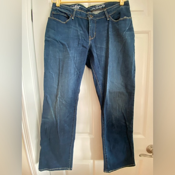 Levis 34 x 30 Supreme Curve jeans straight leg. Worn once. - Picture 3 of 4